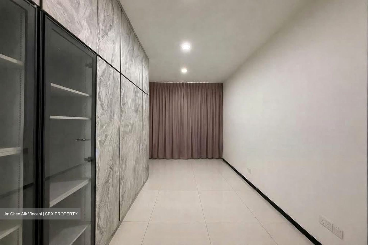 East Coast Road (D15), Terrace #567974771